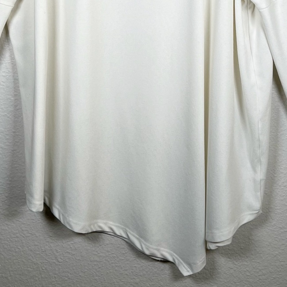 Umgee New Asymmetrical Hem Top - image 3